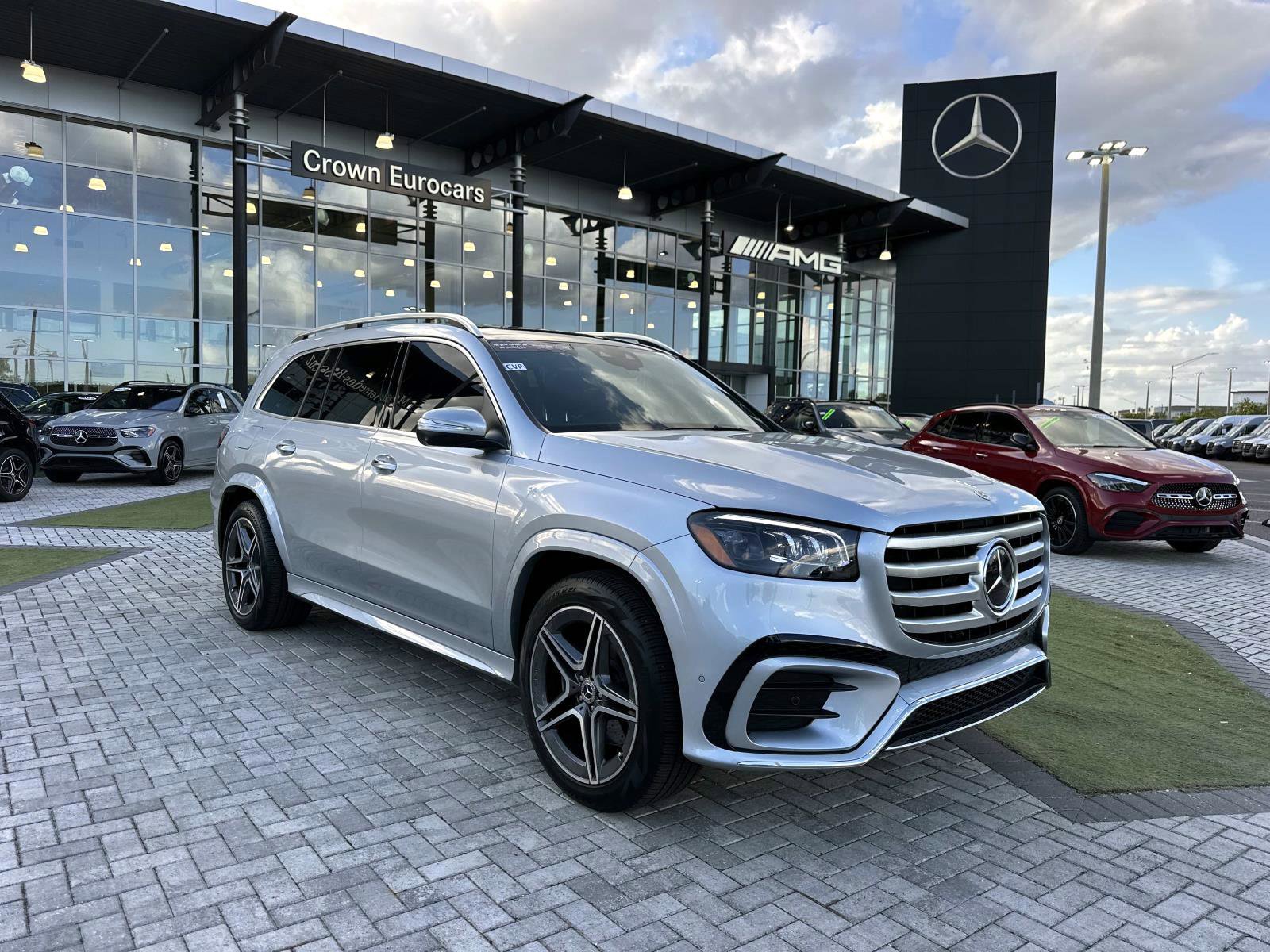 Certified 2025 Mercedes-Benz GLS 450 4MATIC image 2