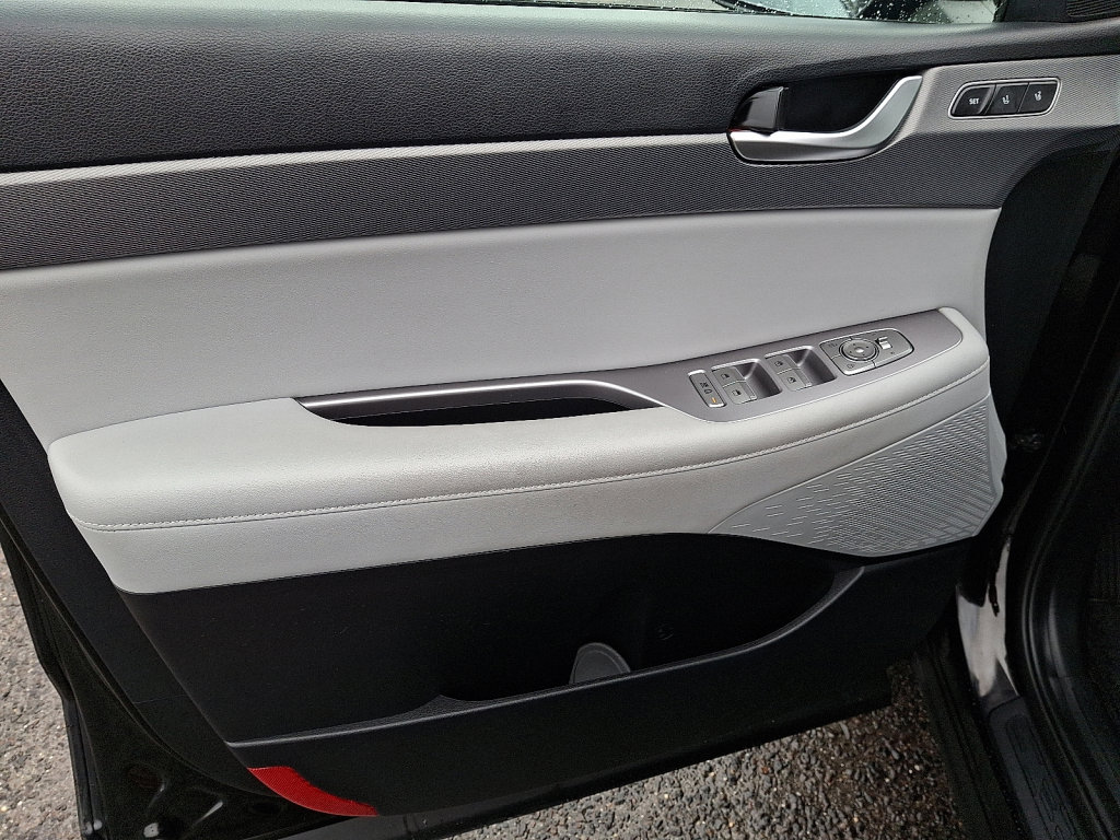 Used 2021 Hyundai Palisade SEL w/ Premium Package image 24