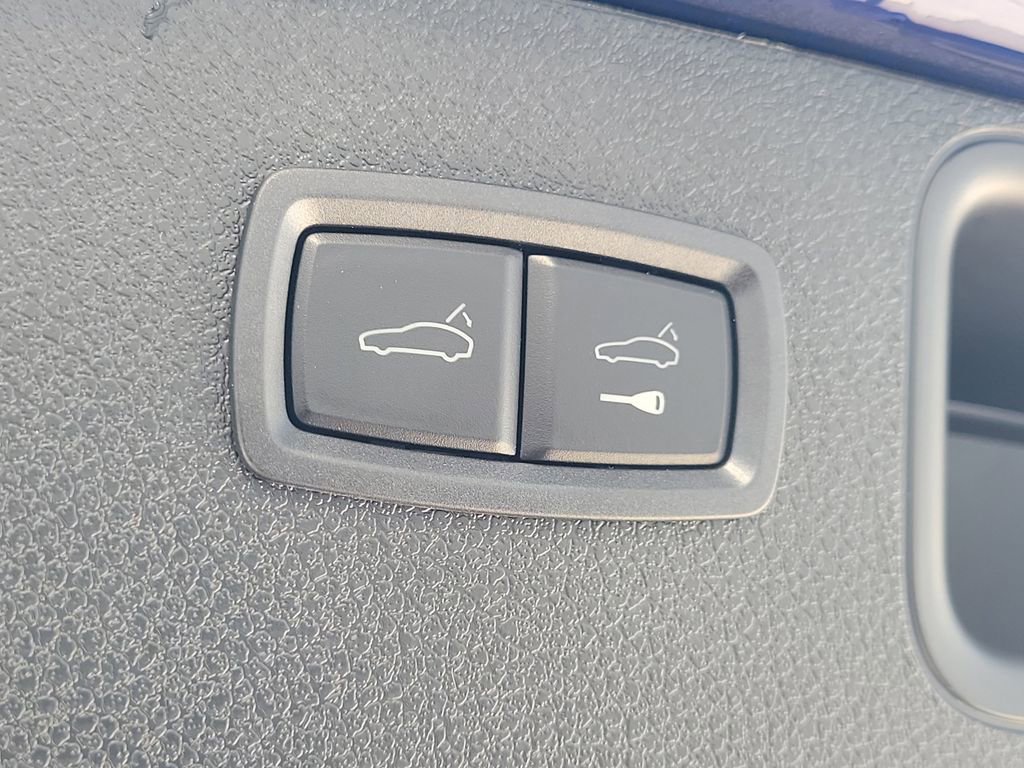 New 2026 Porsche Macan S image 18