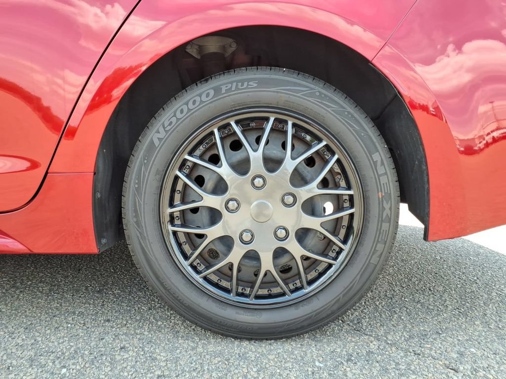 Used 2020 Toyota Corolla LE FWD image 20