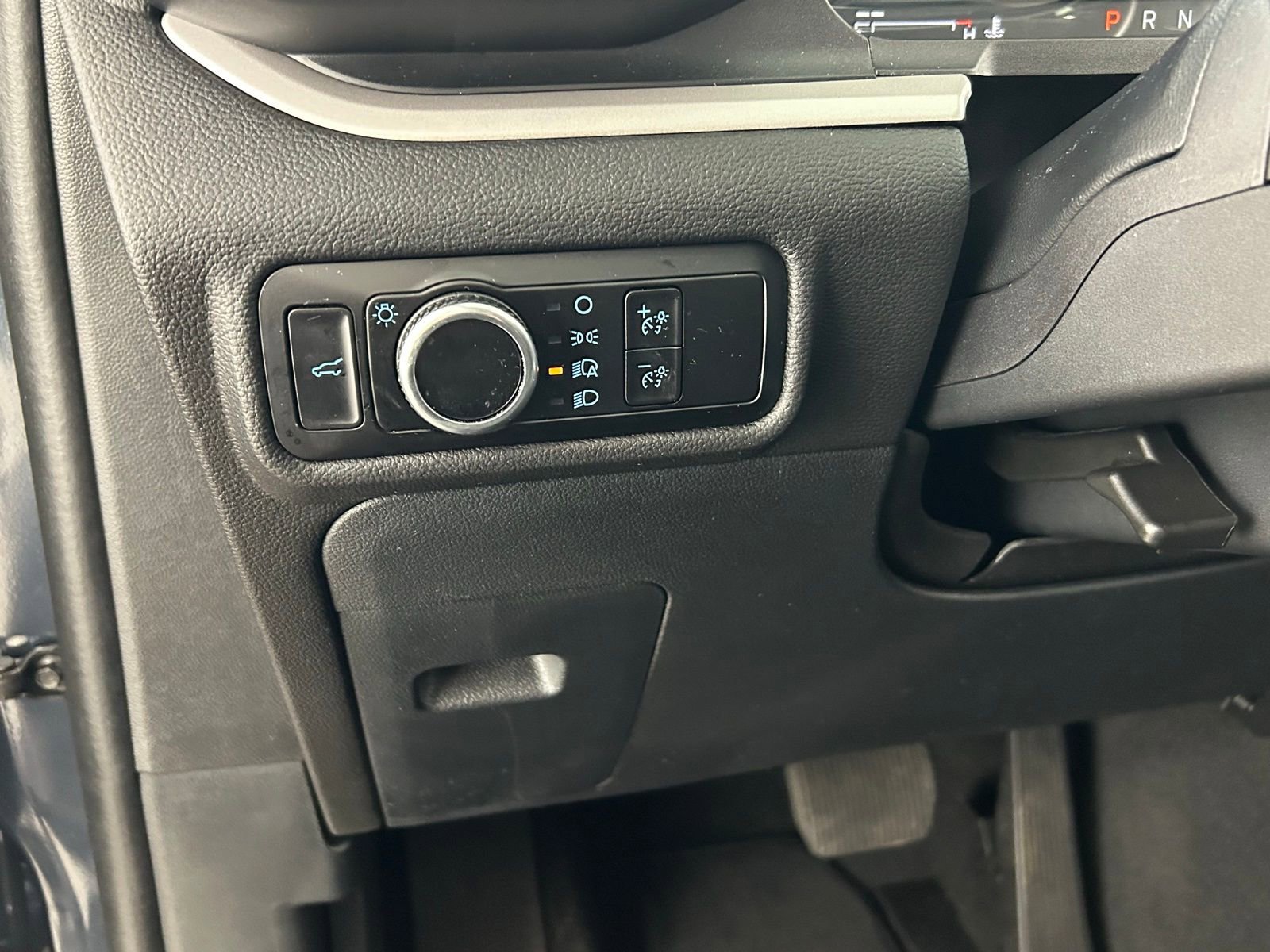 Used 2023 Ford Explorer XLT w/ Class IV Trailer Tow Package image 26