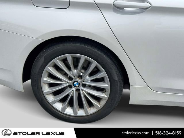 Used 2022 BMW 530i xDrive w/ Premium Package AWD/4WD image 8