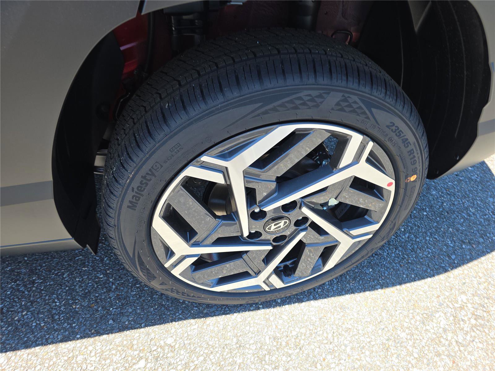 New 2026 Hyundai Kona SEL Premium AWD/4WD image 9