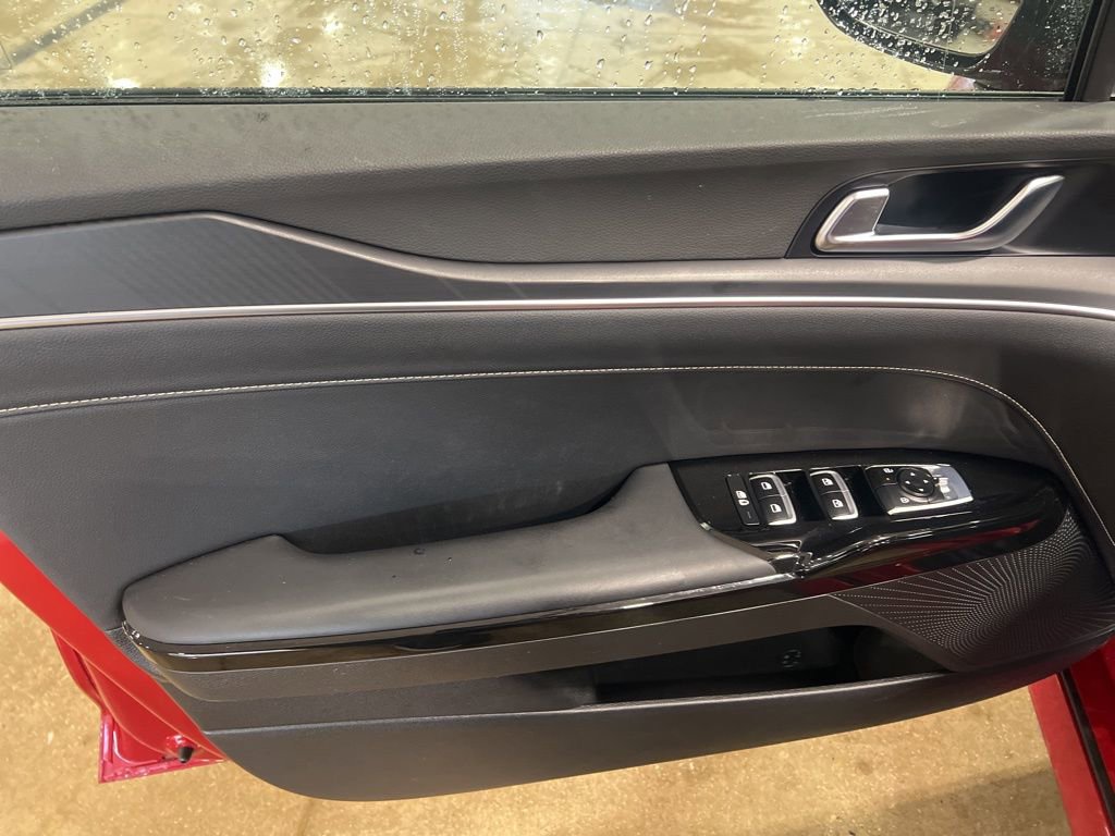 Certified 2025 Kia K5 GT-Line image 7