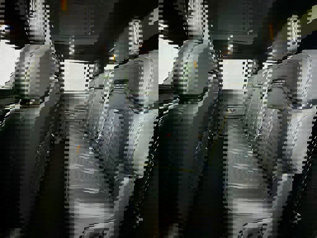 Used 2025 Rivian R1S Adventure image 13