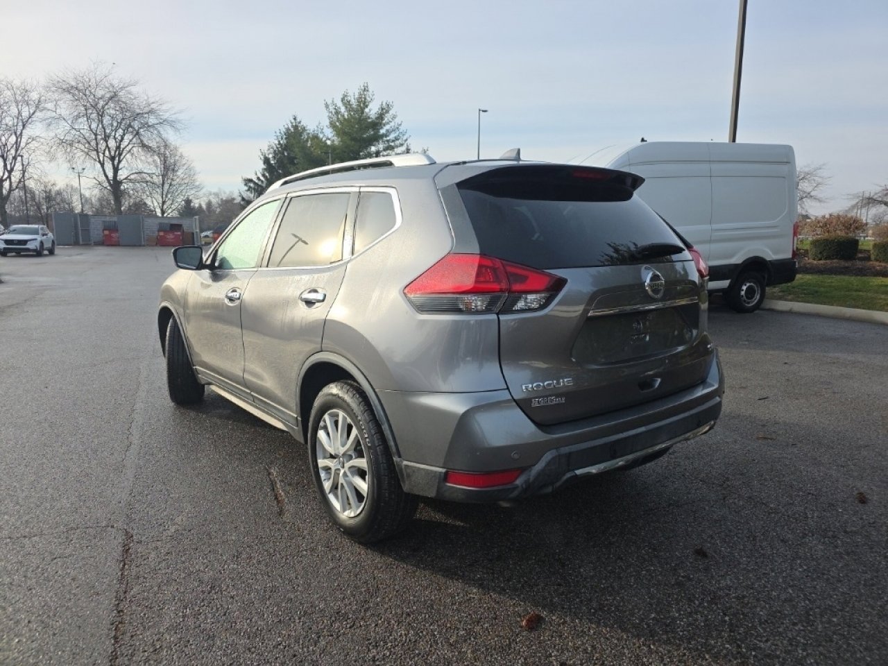 Used 2019 Nissan Rogue SV image 7