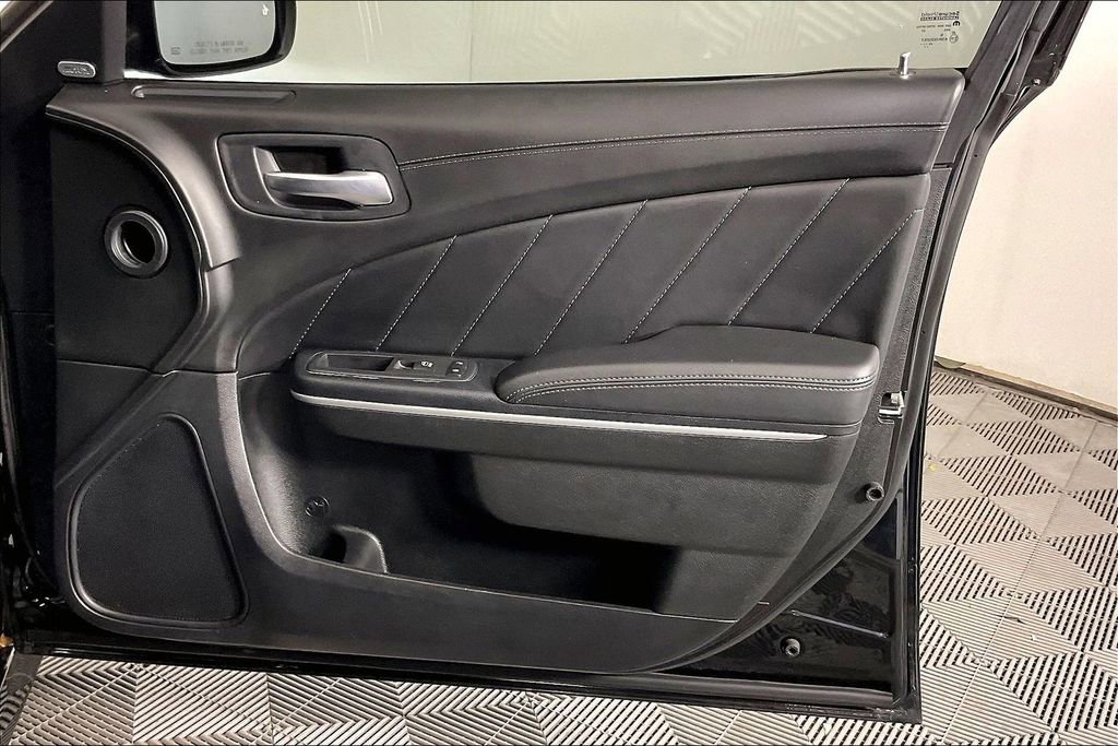 Used 2023 Dodge Charger Scat Pack w/ Plus Group image 25