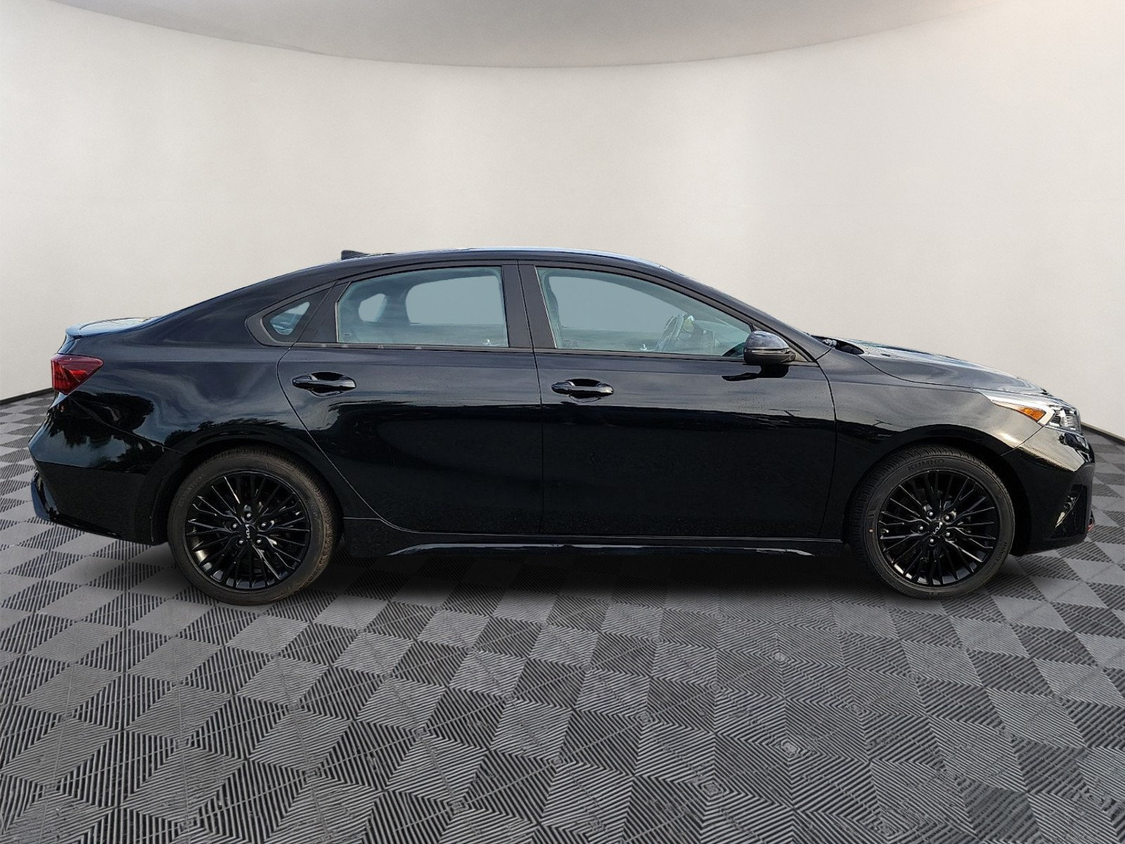 Certified 2023 Kia Forte GT-Line w/ GT-Line Technology Package FWD image 7