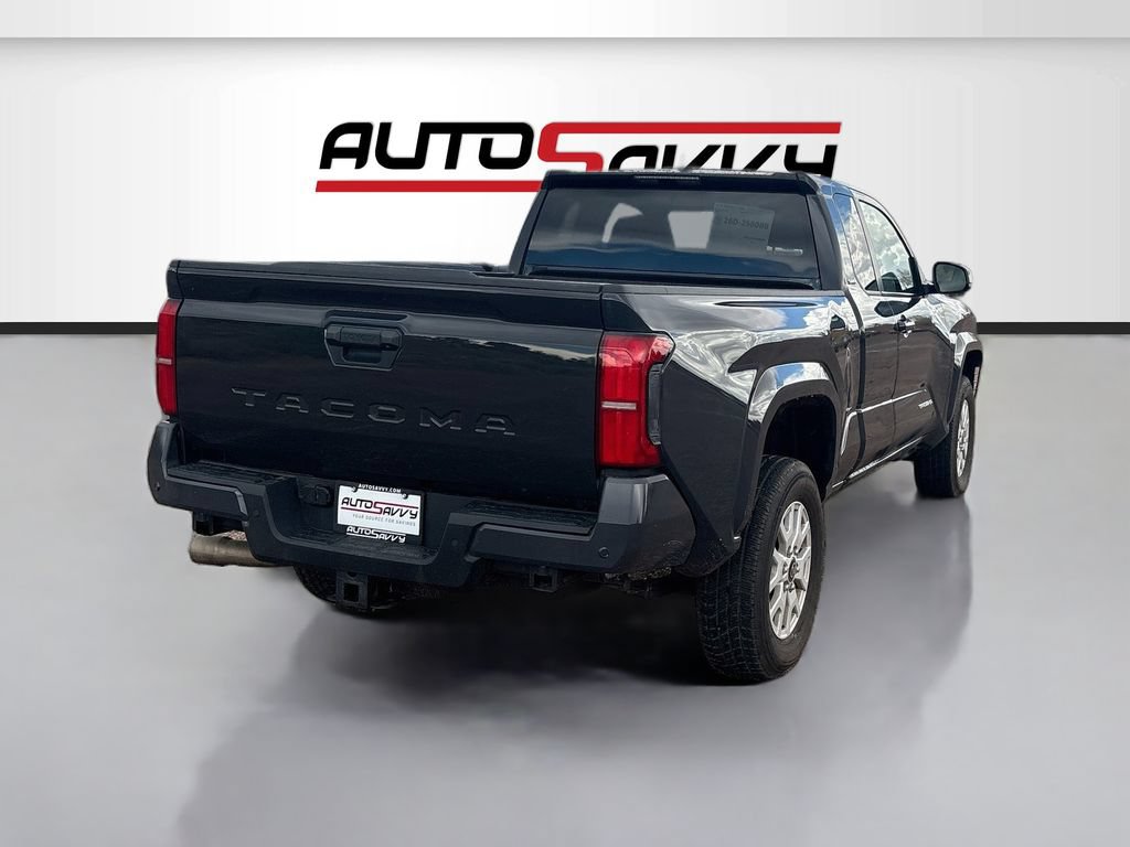 Used 2024 Toyota Tacoma SR5 AWD/4WD image 7