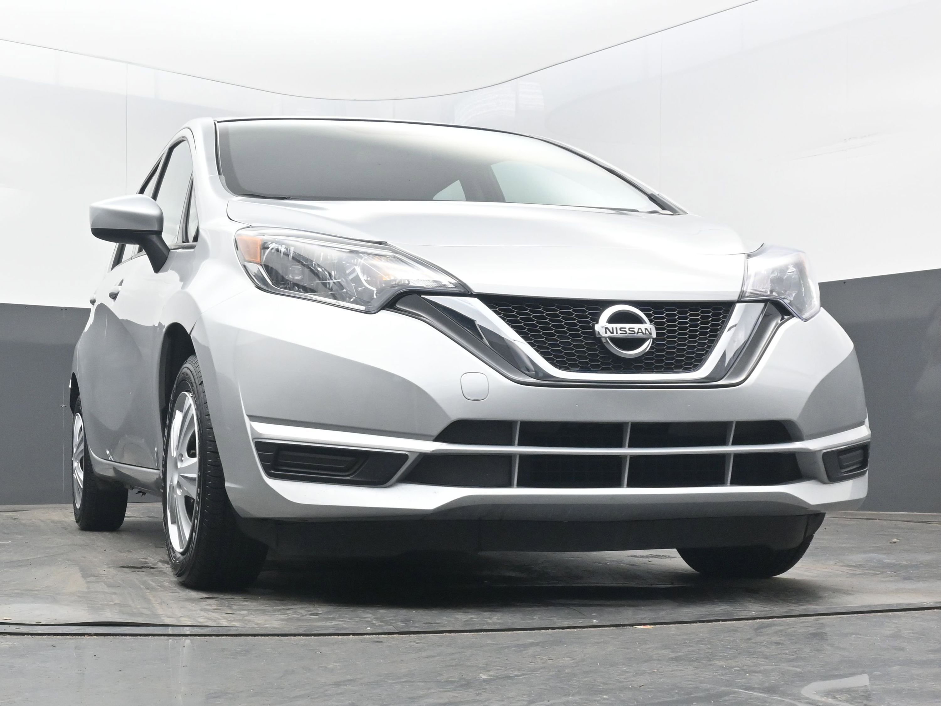 Used 2019 Nissan Versa Note SV image 7