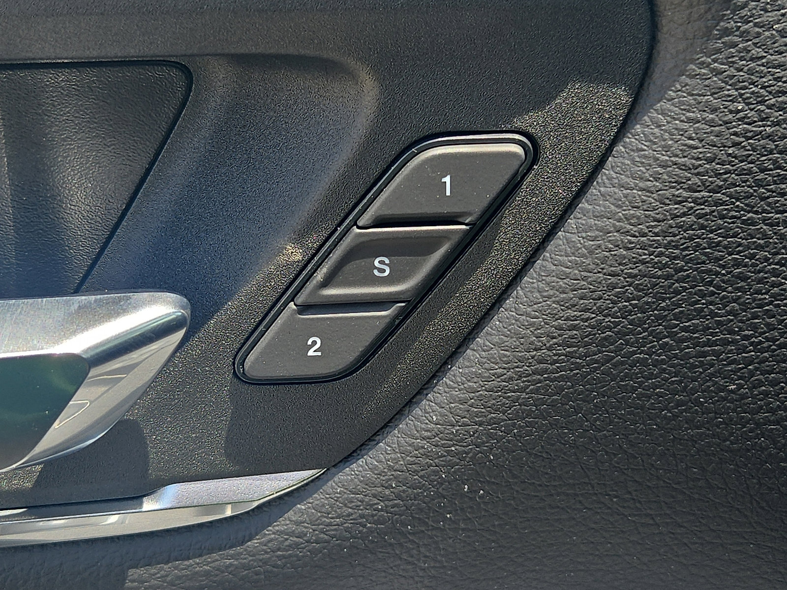 New 2025 RAM 1500 Laramie image 11