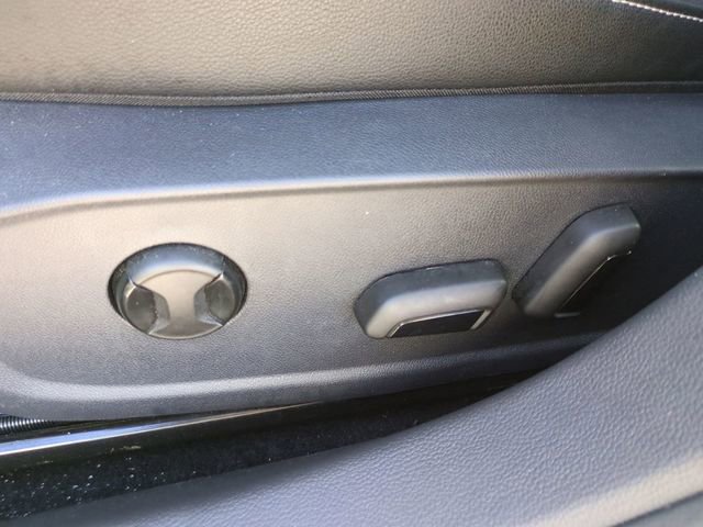 Used 2025 Volkswagen Jetta SE image 21