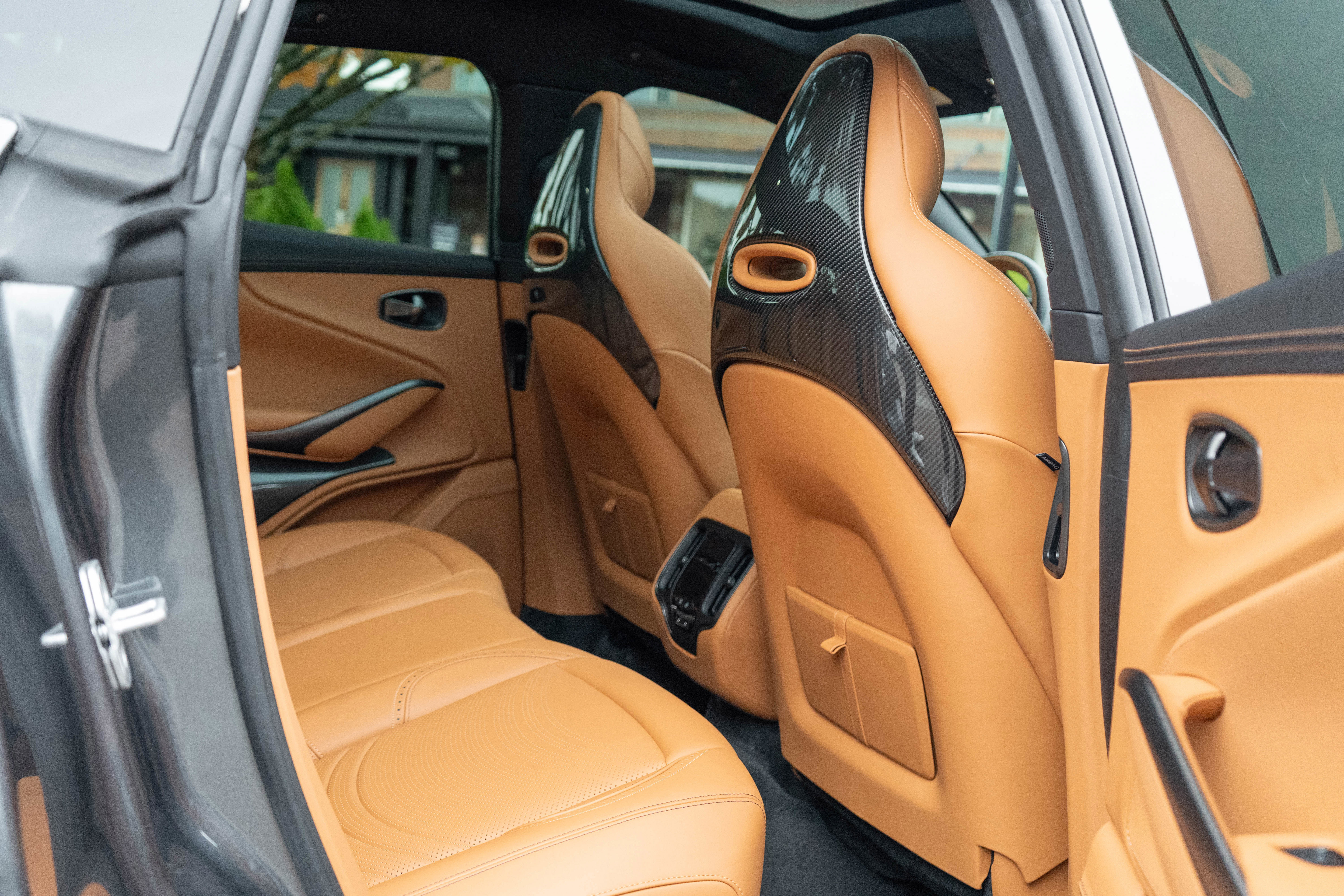 Used 2024 Aston Martin DBX 707 image 43