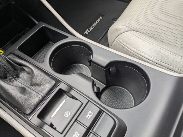 Used 2019 Hyundai Tucson Value FWD image 17