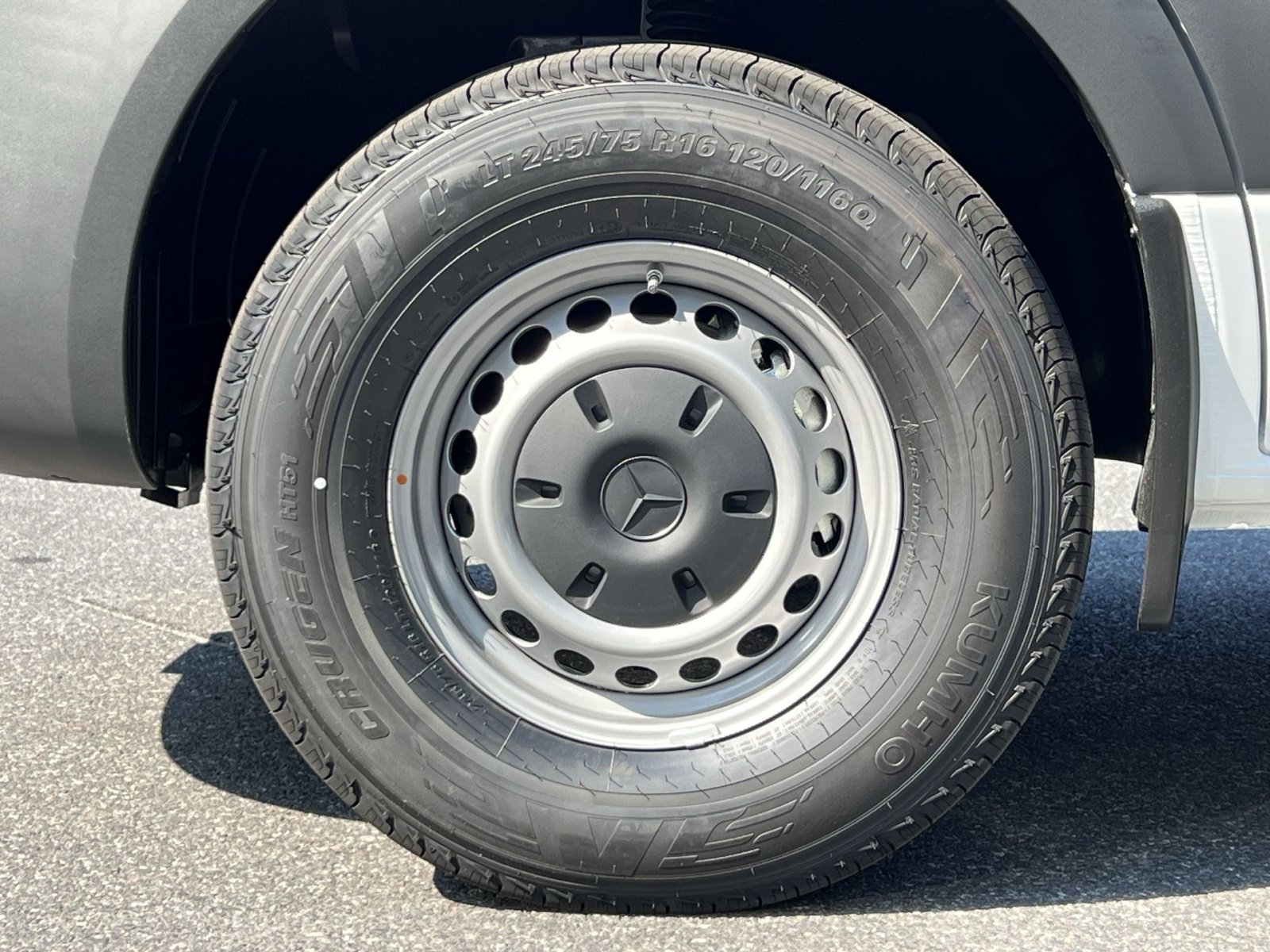 New 2026 Mercedes-Benz Sprinter 2500 image 17