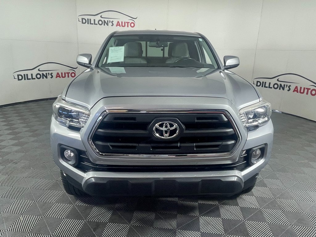 Used 2017 Toyota Tacoma SR5 image 10