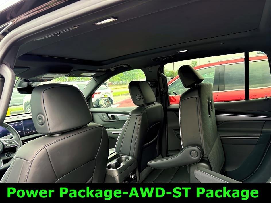 New 2026 Buick Enclave Sport Touring w/ Power Package image 12