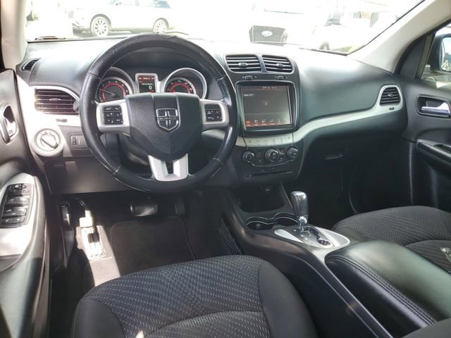 Used 2019 Dodge Journey SE FWD image 10
