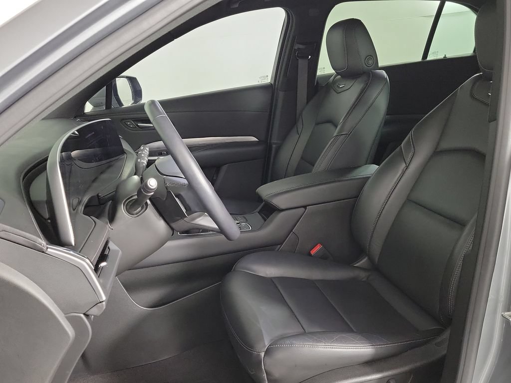 Certified 2024 Cadillac XT4 Premium Luxury AWD/4WD image 18