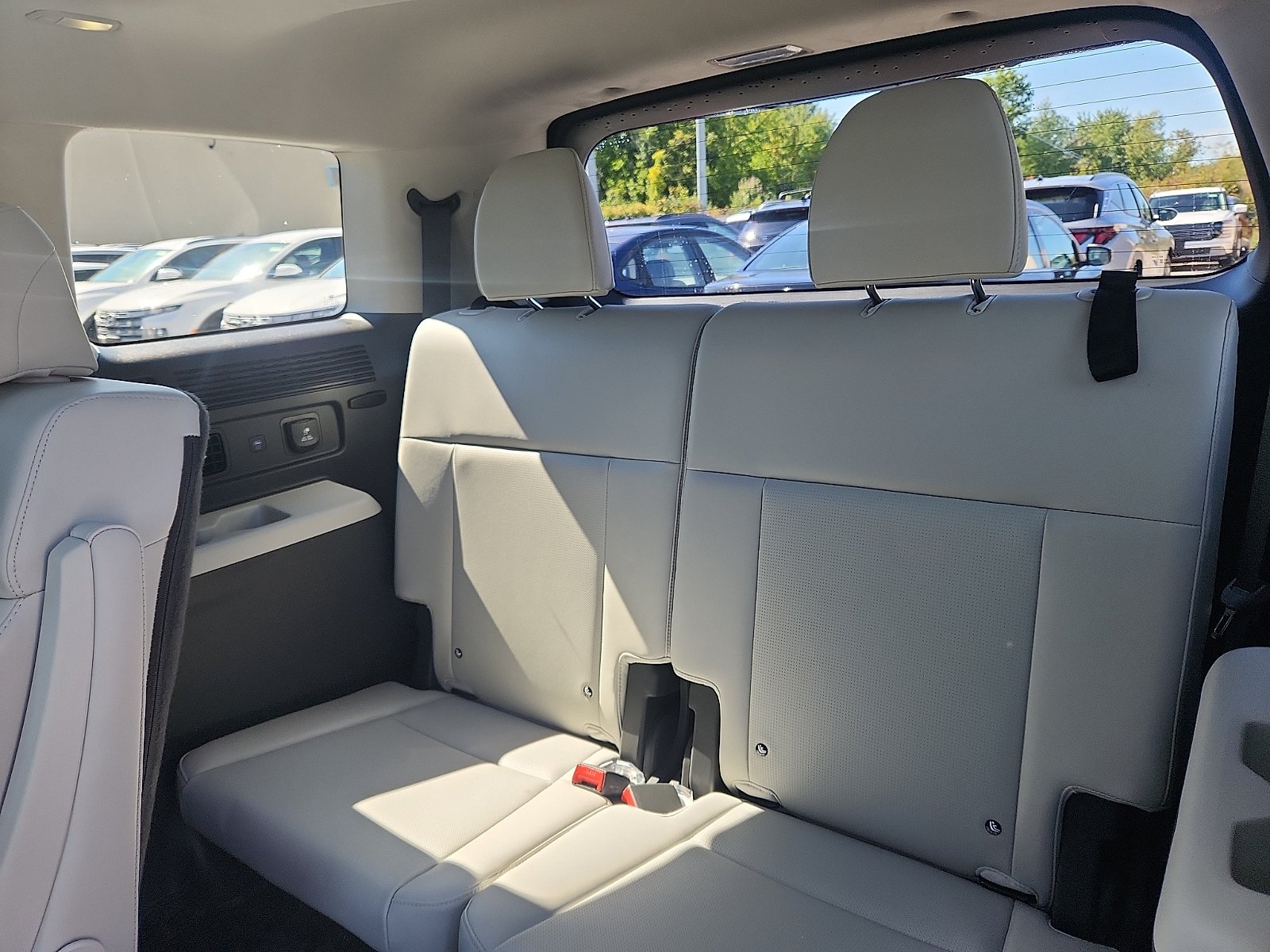 New 2025 Hyundai Santa Fe Calligraphy AWD/4WD image 29