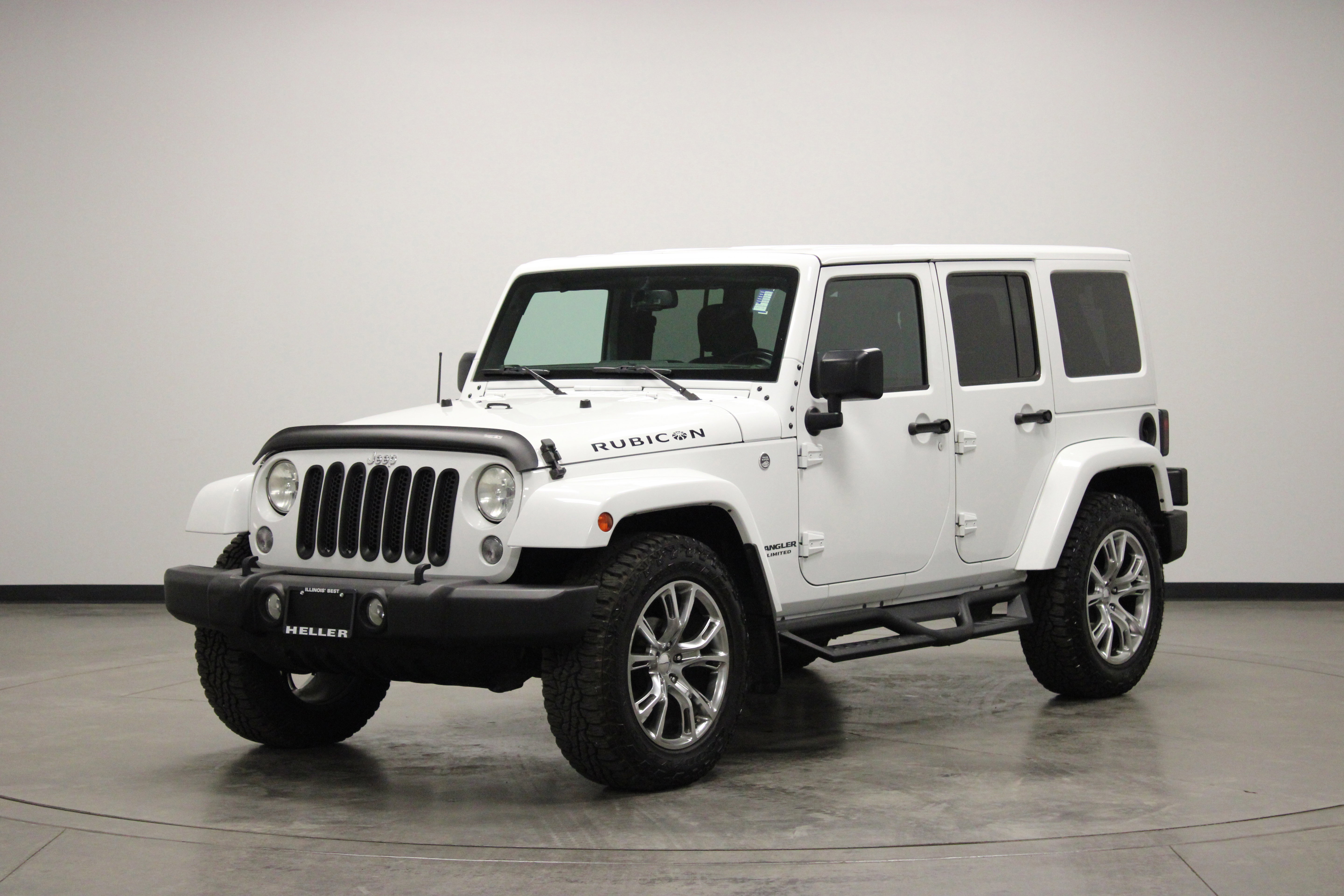 Used 2016 Jeep Wrangler Unlimited Rubicon w/ Connectivity Group AWD/4WD image 4