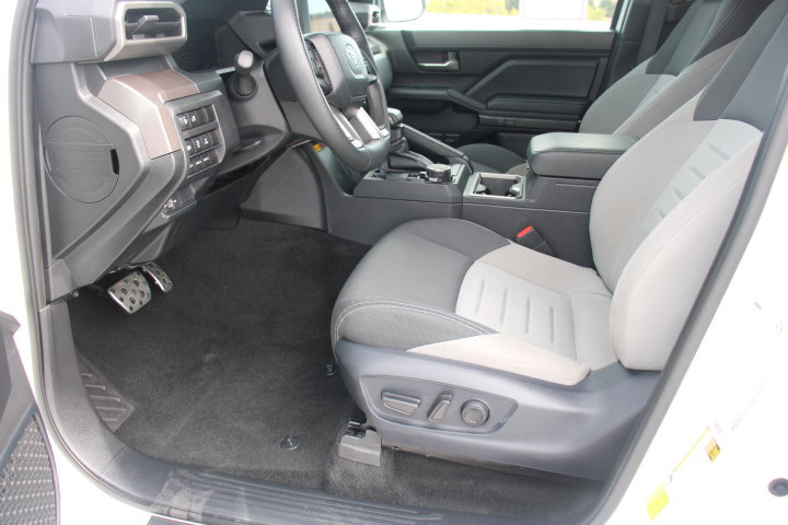 Certified 2024 Toyota Tacoma TRD Sport w/ TRD Sport Upgrade Package AWD/4WD image 13