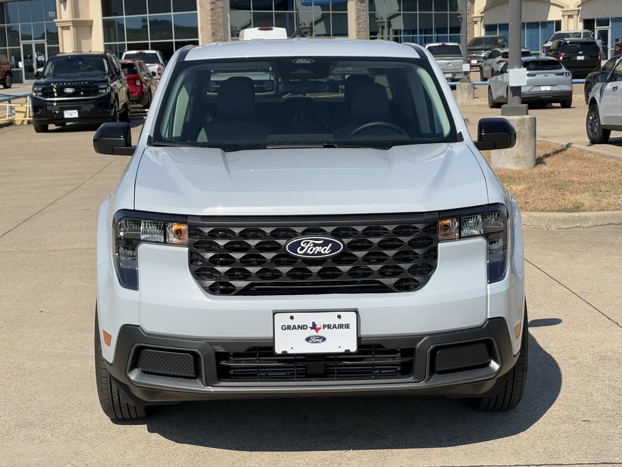 New 2026 Ford Maverick XLT w/ XLT Luxury Package FWD image 8