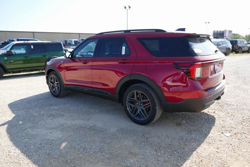 New 2025 Ford Explorer ST-Line w/ Premium Package image 7