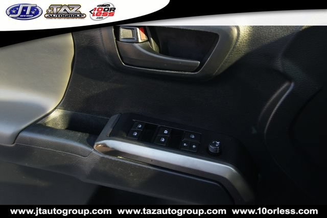 Used 2019 Toyota Tacoma SR5 AWD/4WD image 14