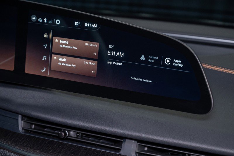 Used 2025 Lucid Air Touring image 23