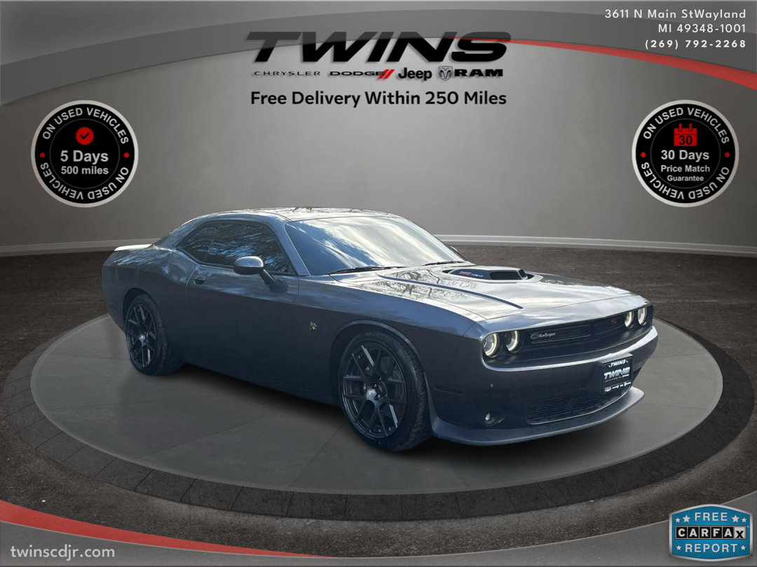 Used 2017 Dodge Challenger R/T Scat Pack image 1