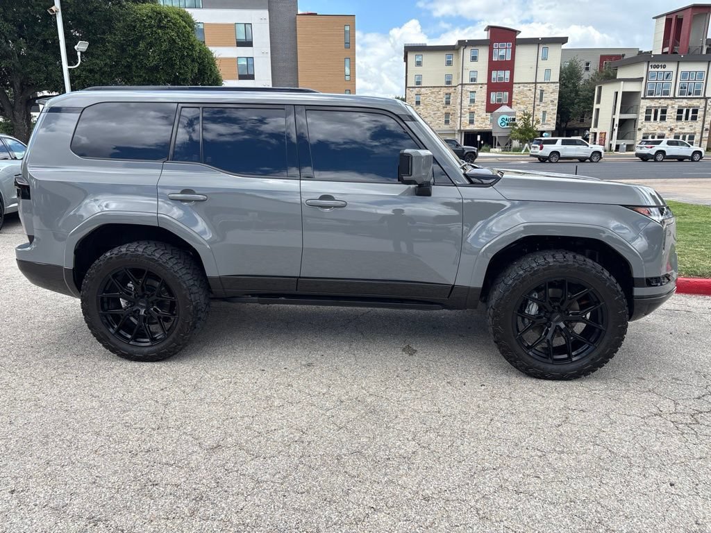 Used 2025 Lexus GX 550 w/ Accessory Package (Z1) AWD/4WD image 6