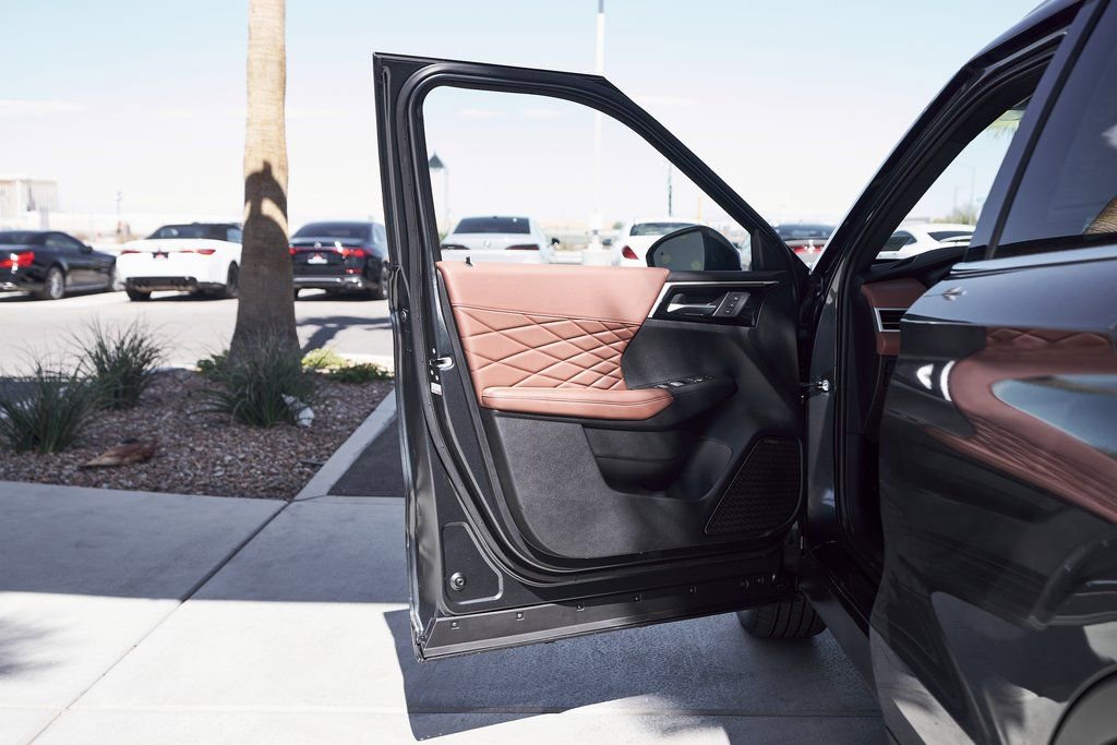 Used 2025 Mitsubishi Outlander SEL FWD image 17