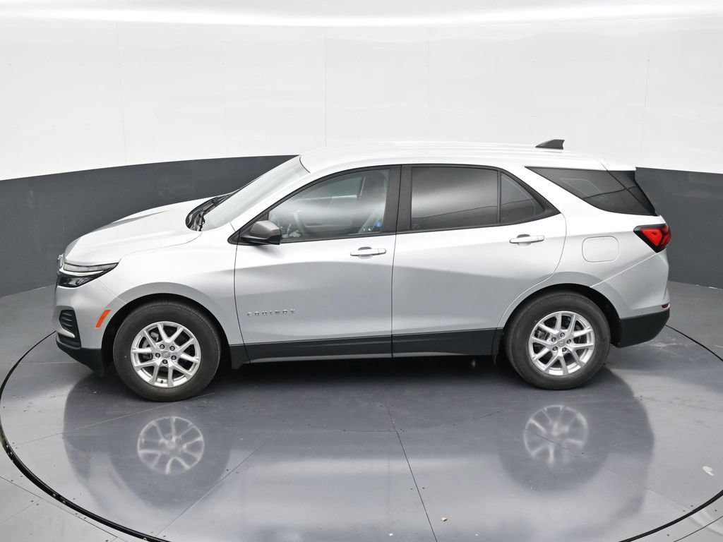 Certified 2022 Chevrolet Equinox LS image 13