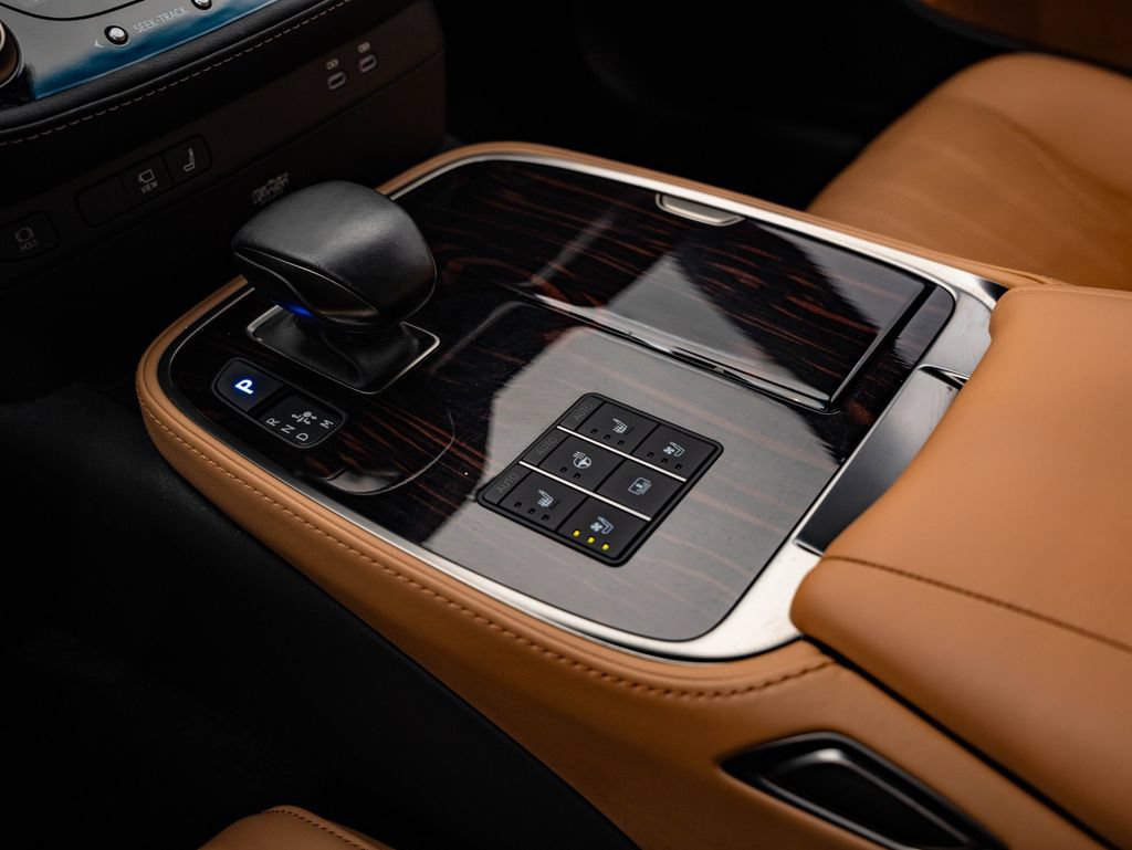 Certified 2023 Lexus LS 500 AWD w/ Interior Upgrade Package image 36