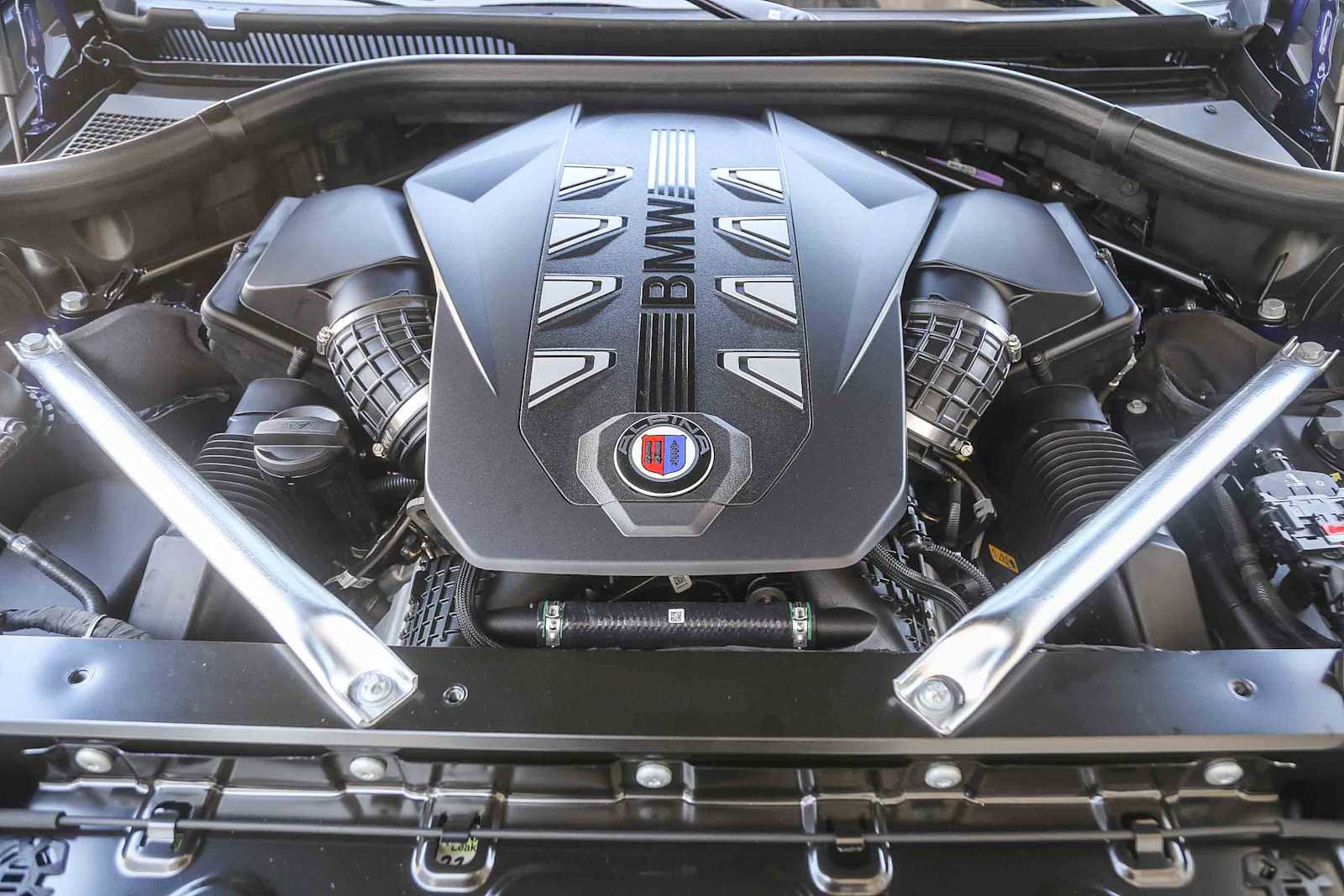 New 2026 BMW ALPINA XB7 image 25