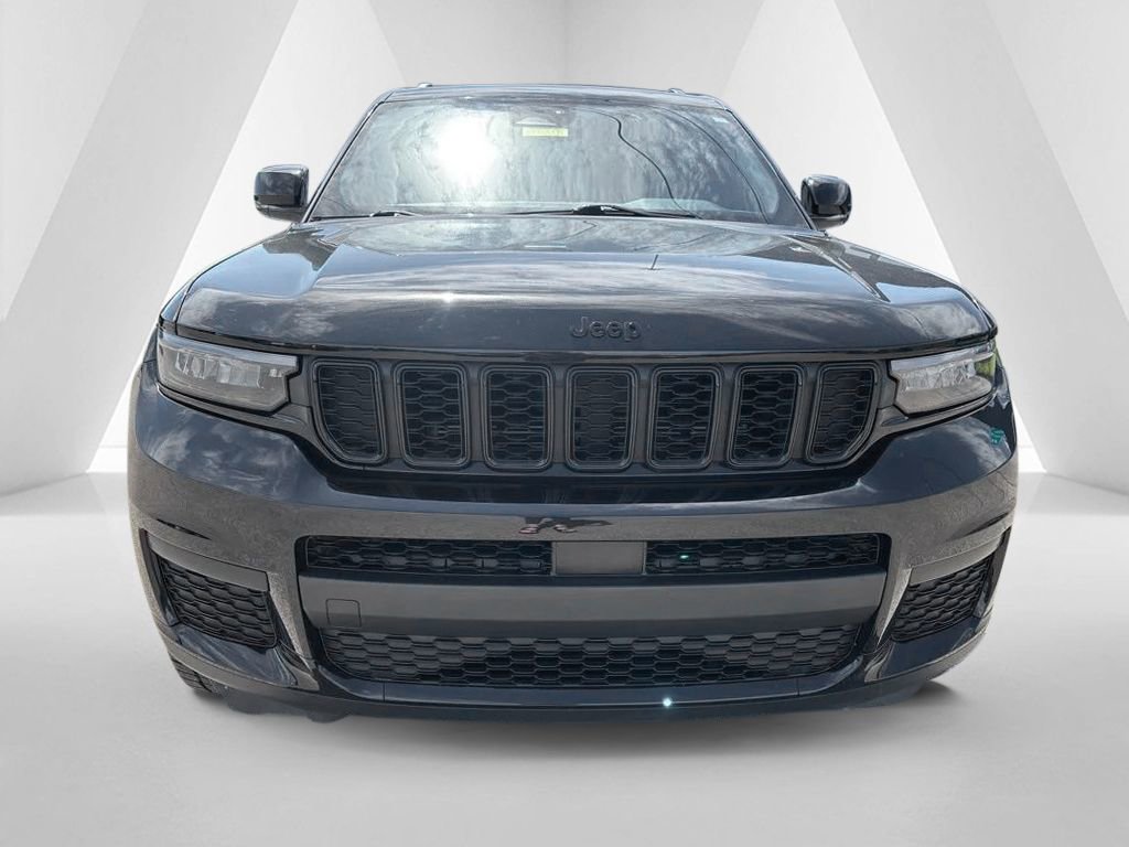 Used 2021 Jeep Grand Cherokee L Laredo AWD/4WD image 2