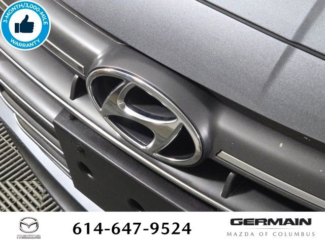 Used 2019 Hyundai Elantra SE FWD image 14