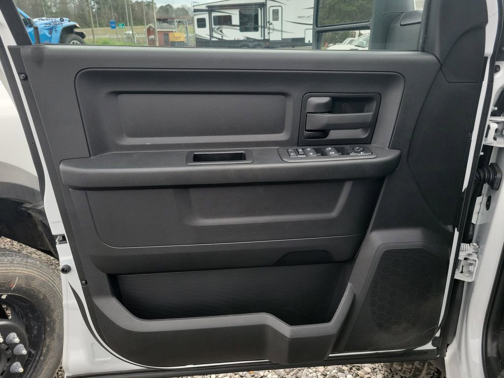 New 2025 RAM 5500 Tradesman image 30