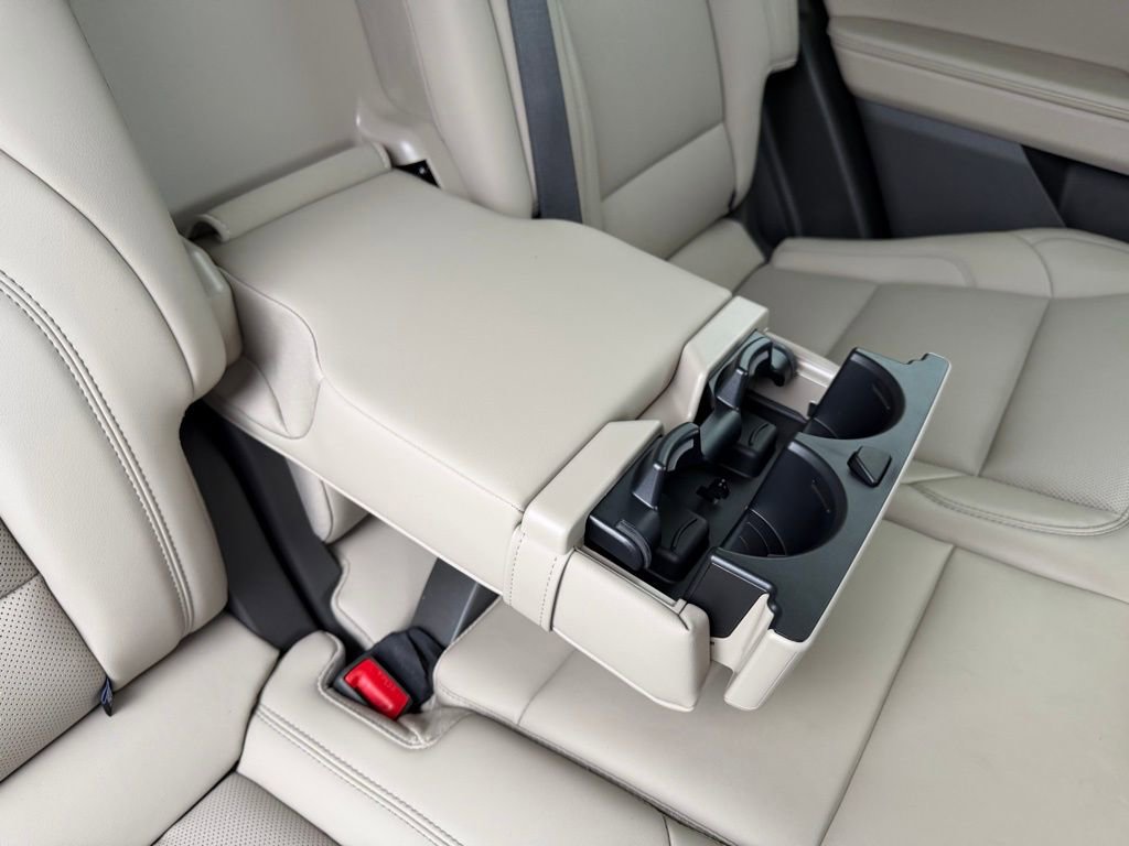 Used 2025 Lincoln Nautilus Premier image 39