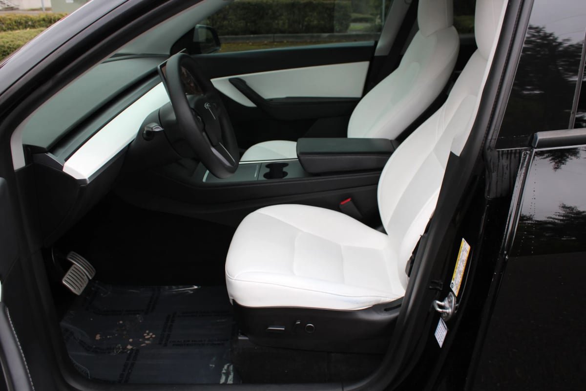 Used 2021 Tesla Model Y Performance AWD/4WD image 10