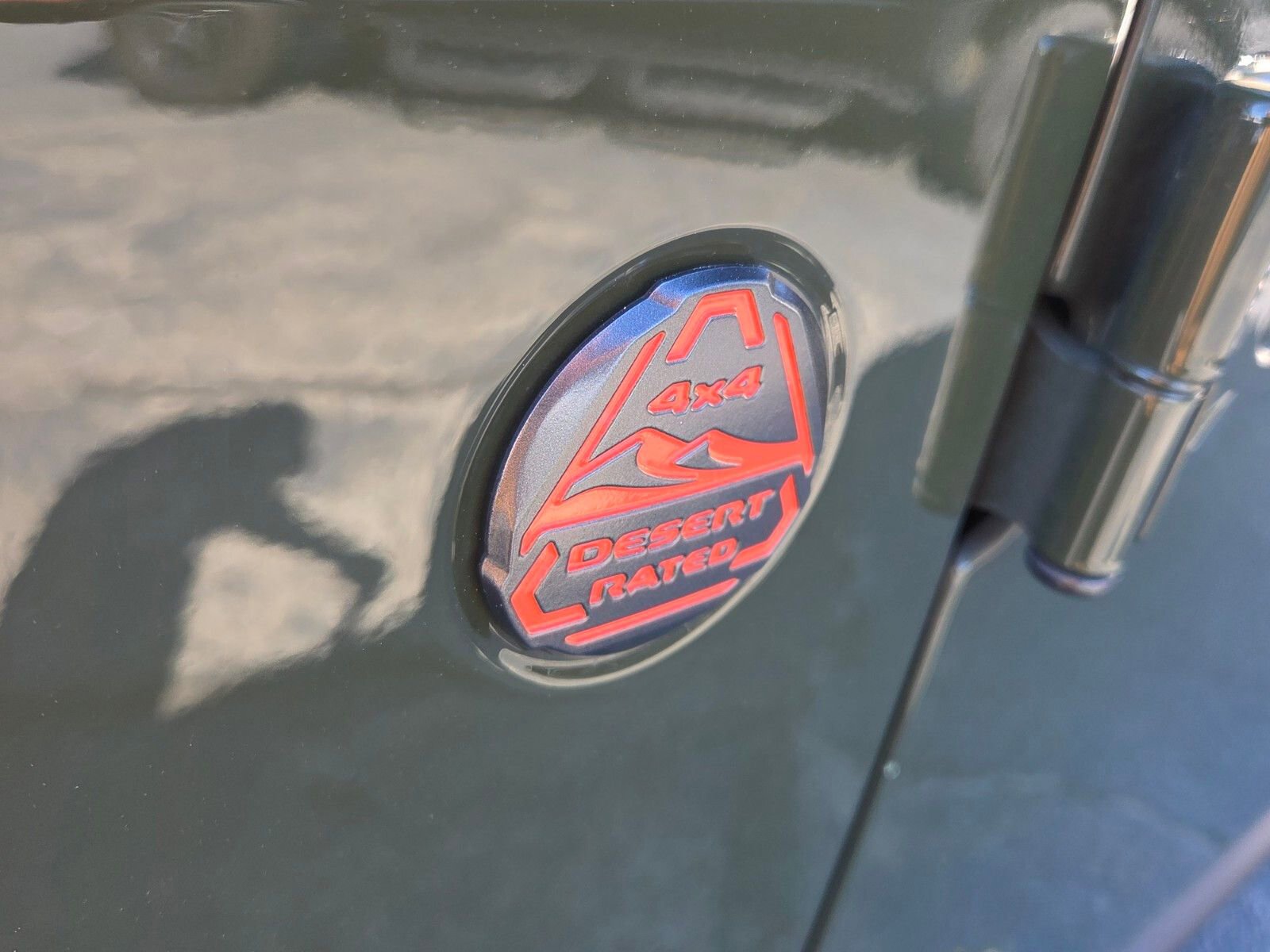 Used 2024 Jeep Gladiator Mojave w/ Safety Group image 17
