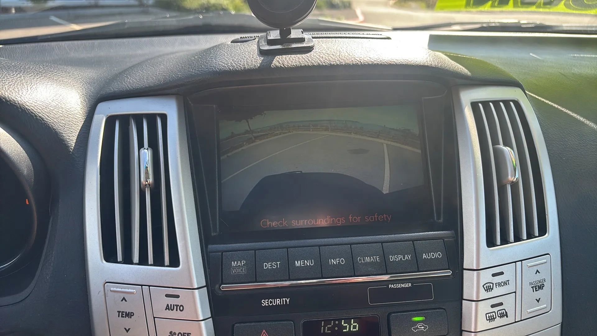 Used 2007 Lexus RX 400h AWD image 35