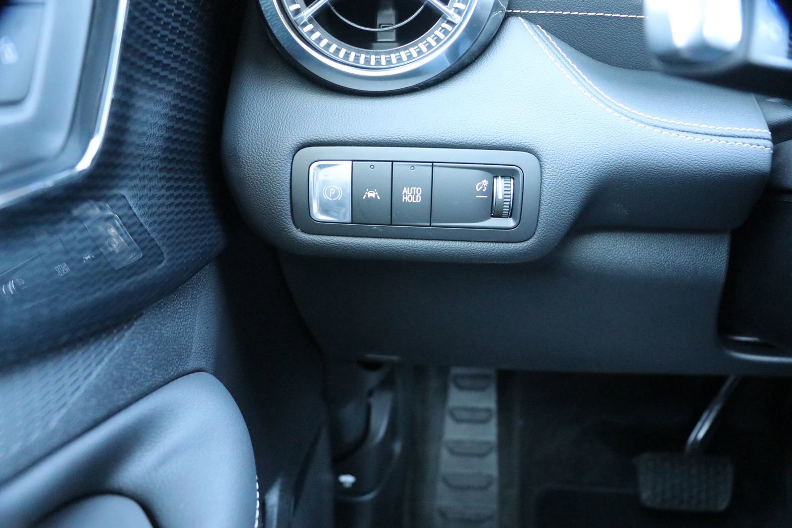 New 2026 Chevrolet Blazer EV LT image 12