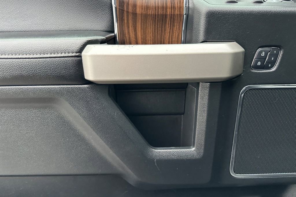 Used 2016 Ford F150 Lariat w/ FX4 Off-Road Package image 11