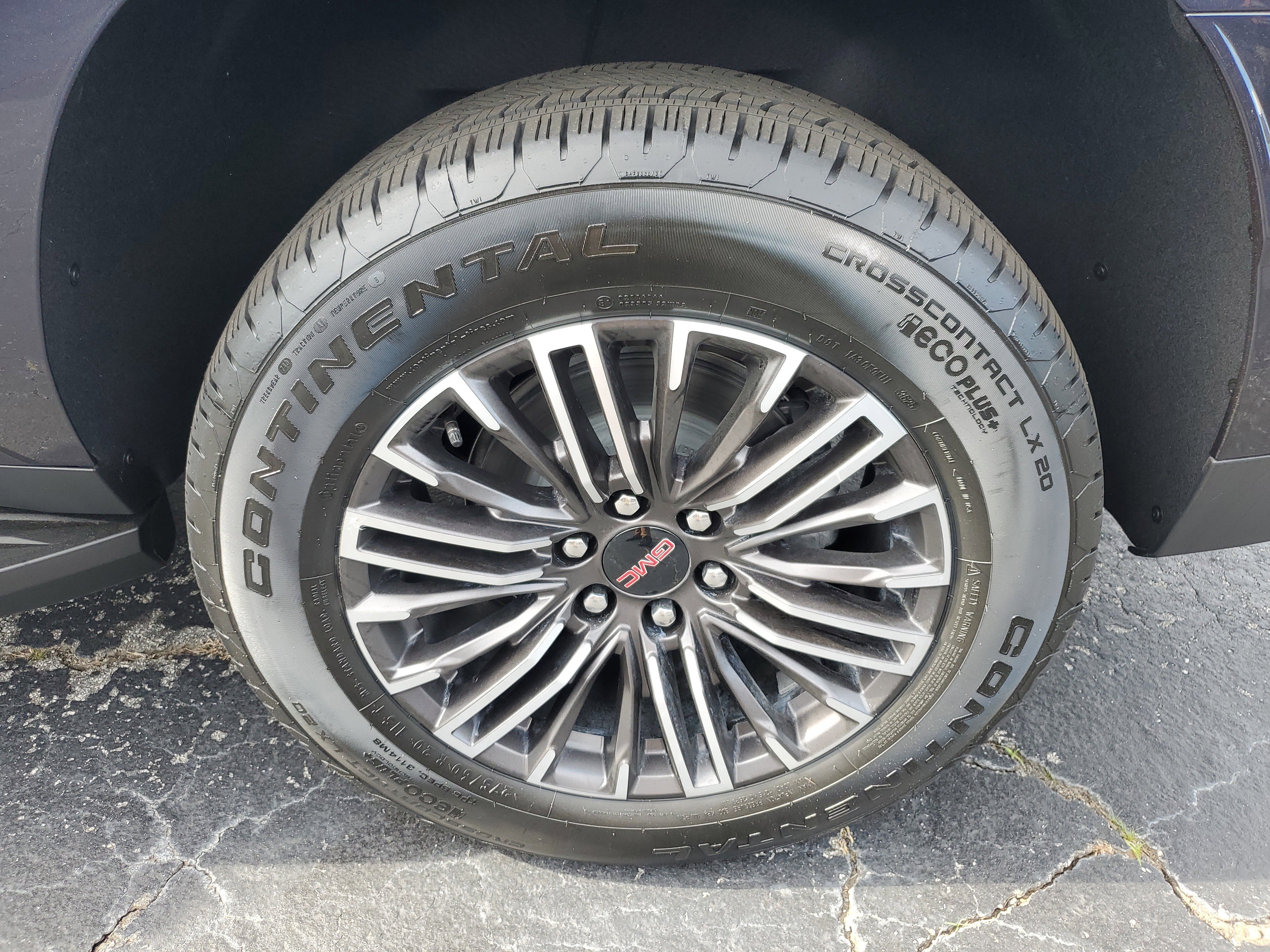 New 2026 GMC Yukon XL Elevation image 7