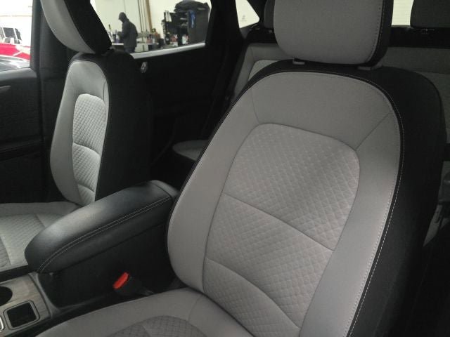 Used 2023 Ford Escape Active w/ Tech Pack #2 image 15