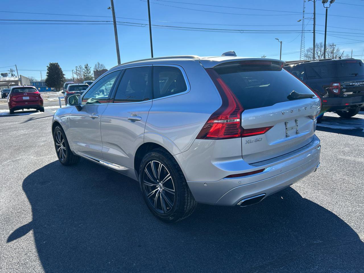 Used 2019 Volvo XC60 T5 Inscription w/ Protection Package Premier image 7