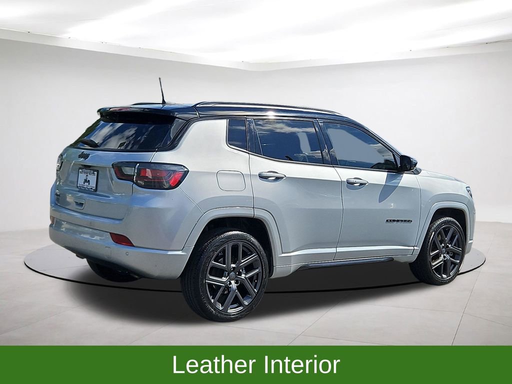 Used 2024 Jeep Compass Limited w/ High Altitude Package AWD/4WD image 7