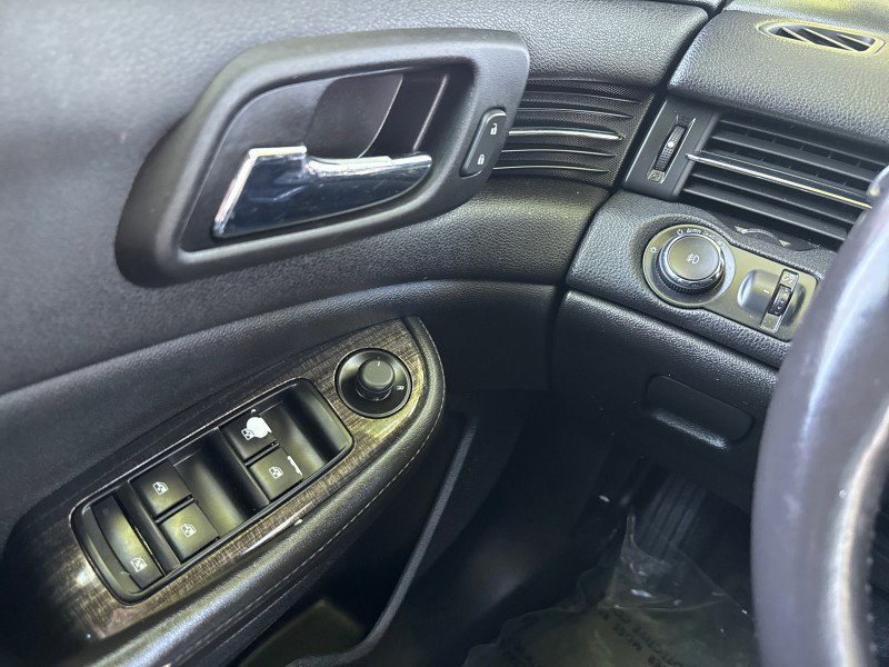 Used 2016 Chevrolet Malibu LTZ FWD image 10